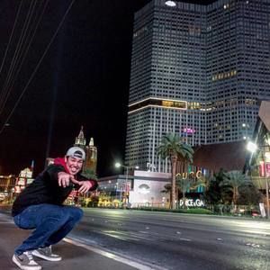 Meet your Posher, Miles